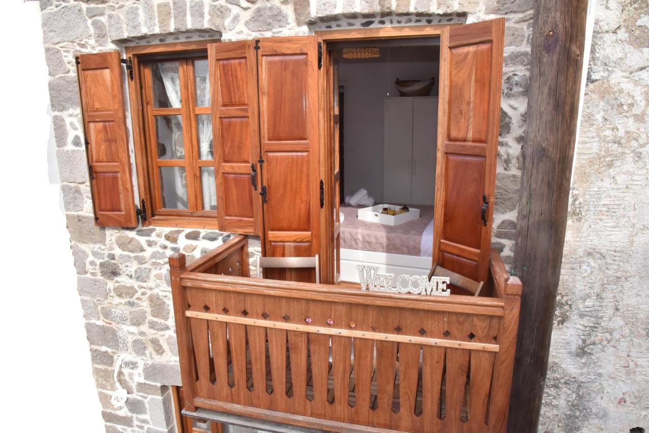 Patriko Nisyrian Guesthouse Mandrákion المظهر الخارجي الصورة