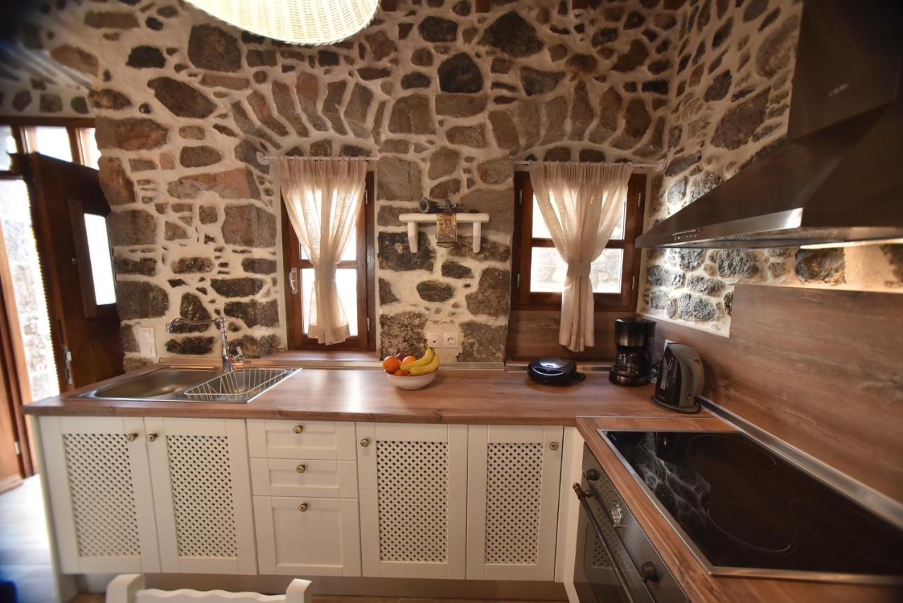 Patriko Nisyrian Guesthouse Mandrákion المظهر الخارجي الصورة